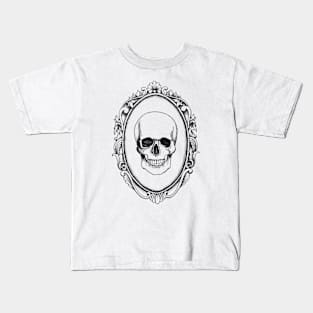 skull frame Kids T-Shirt